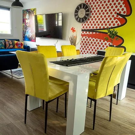 Daire Villahermosa, Un Oasis Artistique Tinqueux